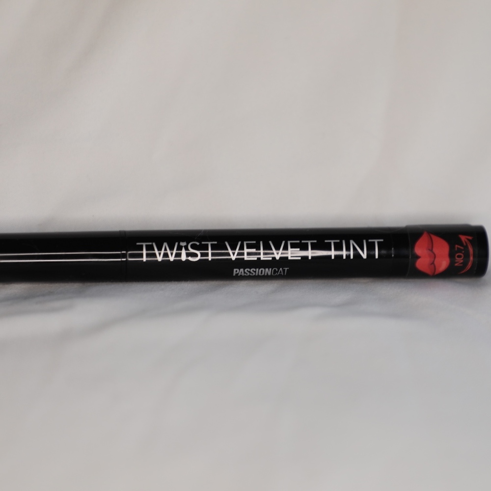 👄 Twist Velvet Tint 💋! No.7